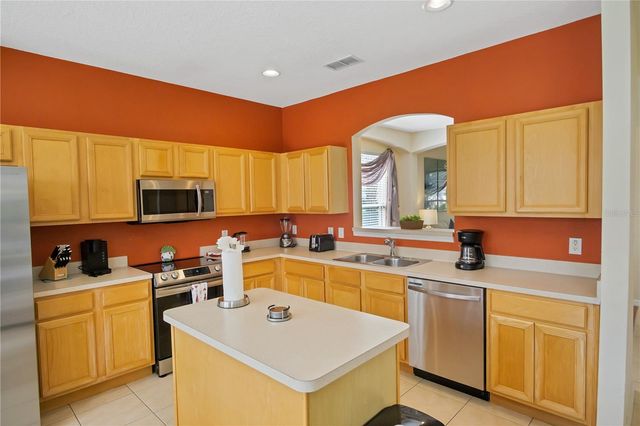 134 SEVILLA AVENUE, Davenport, FL 33897