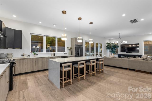 1631 Rama Road, Charlotte, NC 28211