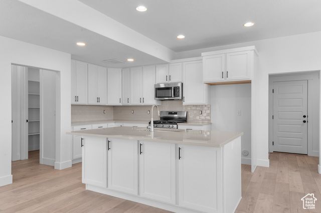 1944 S 2425 W, West Haven, UT 84401