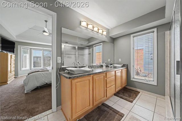 56175 Saint Andrews Drive, Macomb, MI 48042