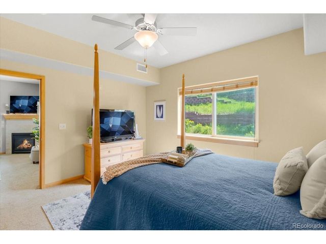 140 Sterling Loop 202, Fraser, CO 80442