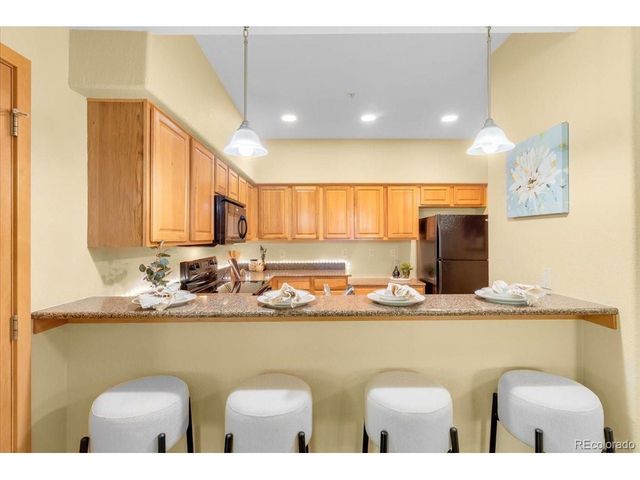 140 Sterling Loop 202, Fraser, CO 80442