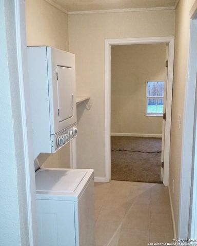 1733 San Francisco, San Antonio, TX 78201