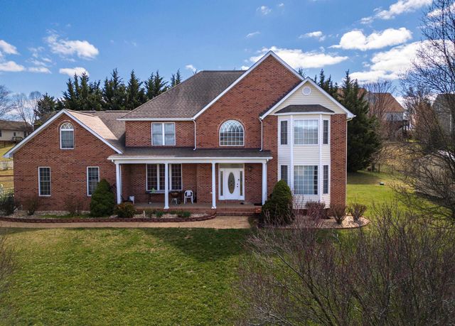 635 LONG MEADOW RD, Fishersville, VA 22939