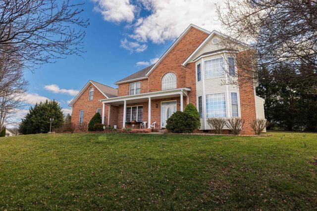 635 LONG MEADOW RD, Fishersville, VA 22939