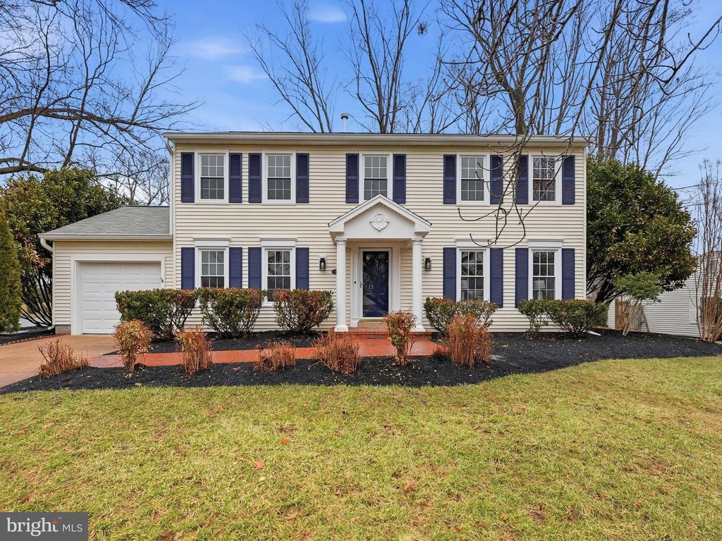 9438 WALLINGFORD DR, Burke, VA 22015