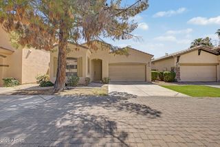 1887 W PERIWINKLE Way, Chandler, AZ 85248