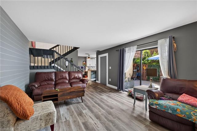 5240 Cedarbend DR 3, Fort Myers, FL 33919