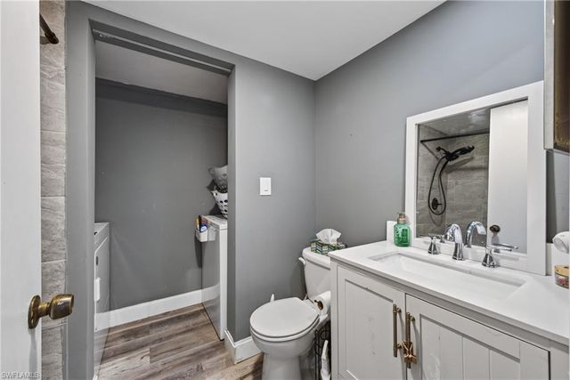 5240 Cedarbend DR 3, Fort Myers, FL 33919