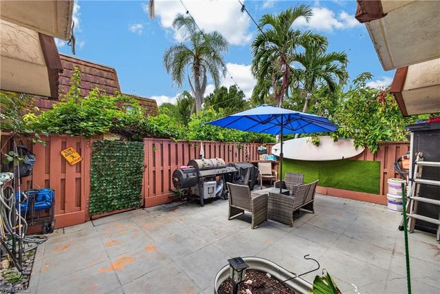 5240 Cedarbend DR 3, Fort Myers, FL 33919