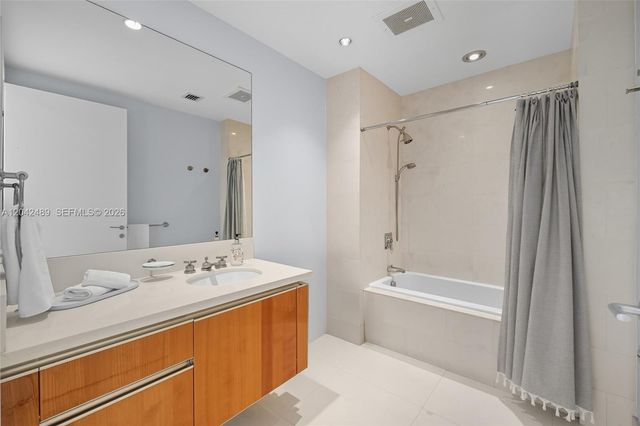 7141 Fisher Island Drive 7141, Miami Beach, FL 33109