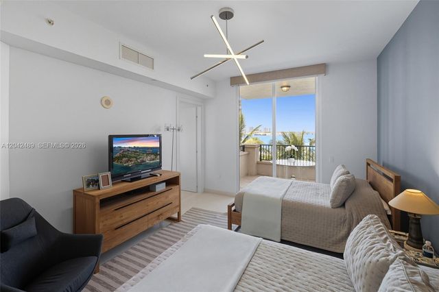 7141 Fisher Island Drive 7141, Miami Beach, FL 33109