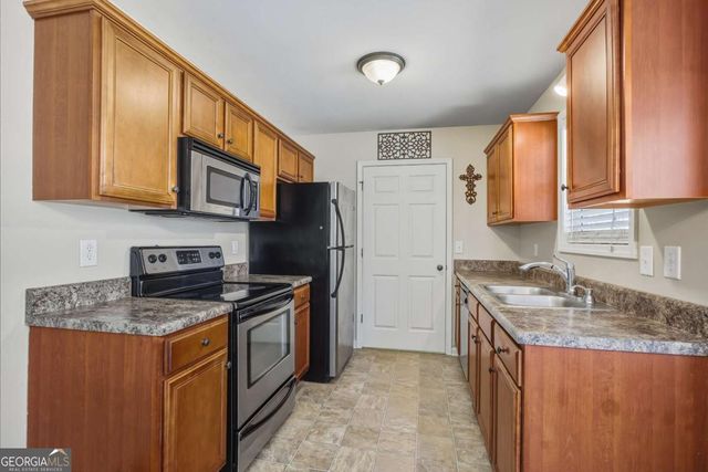 107 Autumn Brooke Trail, Dallas, GA 30157