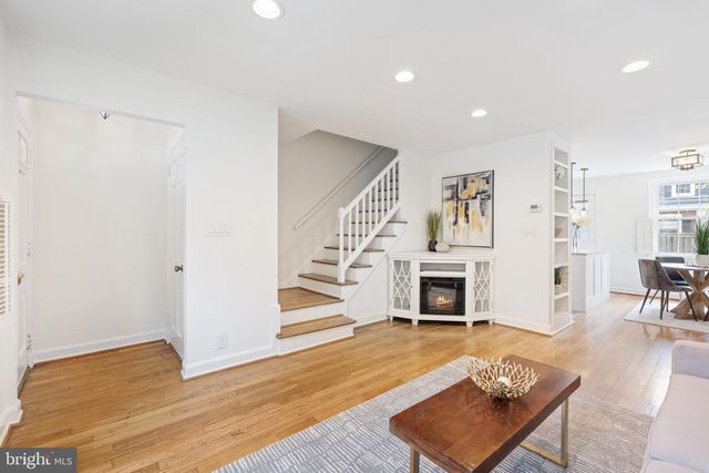 4608 36TH ST S, Arlington, VA 22206