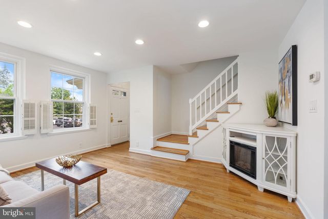 4608 36TH ST S, Arlington, VA 22206