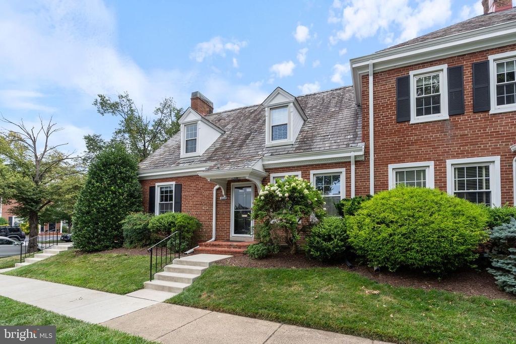 4608 36TH ST S, Arlington, VA 22206