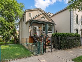 1720 W Altgeld Street, Chicago, IL 60614