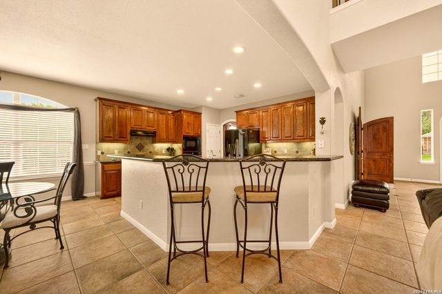 2827 Meadow Breeze, New Braunfels, TX 78132