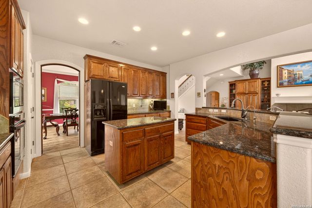 2827 Meadow Breeze, New Braunfels, TX 78132