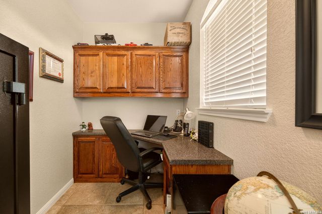 2827 Meadow Breeze, New Braunfels, TX 78132