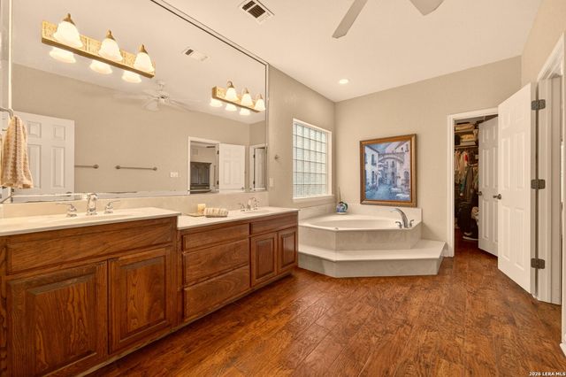 2827 Meadow Breeze, New Braunfels, TX 78132