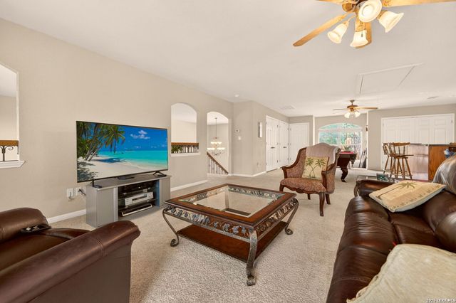 2827 Meadow Breeze, New Braunfels, TX 78132