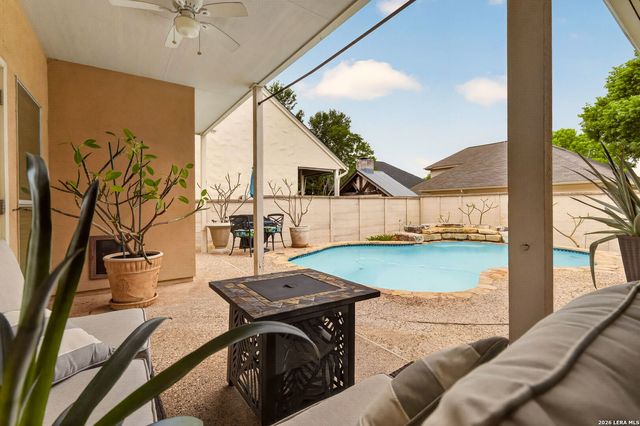 2827 Meadow Breeze, New Braunfels, TX 78132