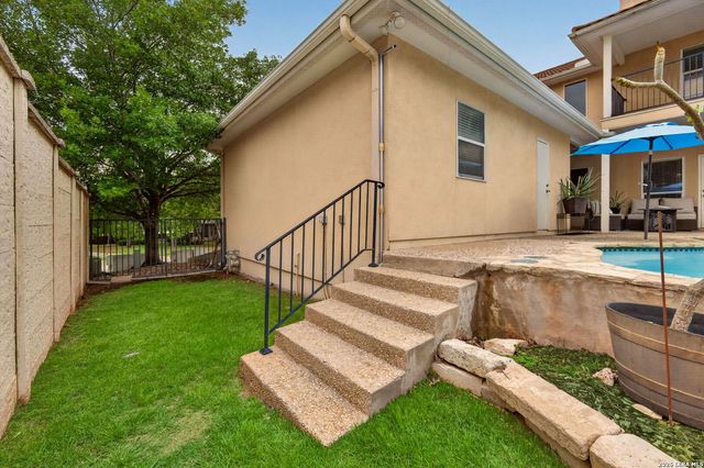 2827 Meadow Breeze, New Braunfels, TX 78132