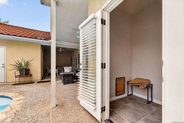 2827 Meadow Breeze, New Braunfels, TX 78132