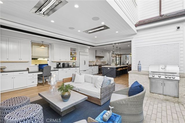 302 Orchid Avenue, Corona Del Mar, CA 92625