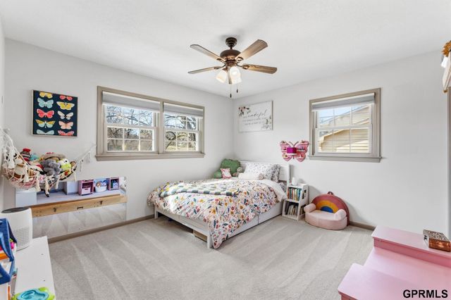 12402 Shamrock Road, Omaha, NE 68154