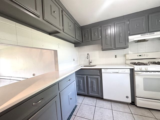 315 Neponset St 66, Norwood, MA 02062