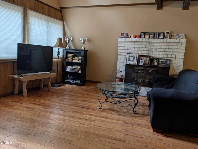 2229 Old Nc 10, Hillsborough, NC 27278
