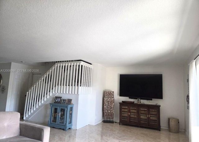 16504 SW 71st Ter, Miami, FL 33193