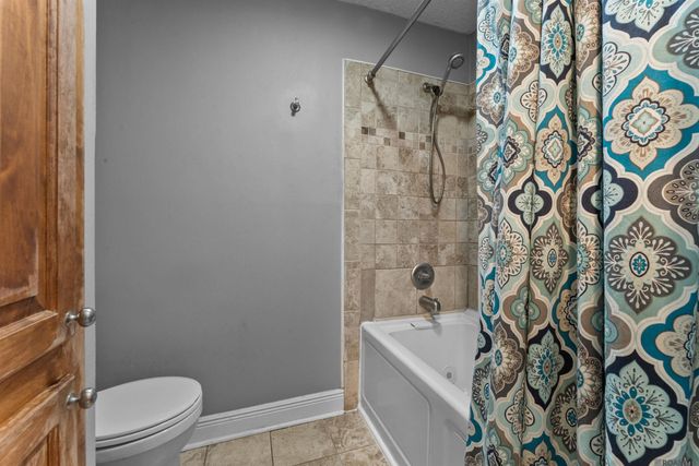 31204 Dunn Rd, Denham Springs, LA 70726