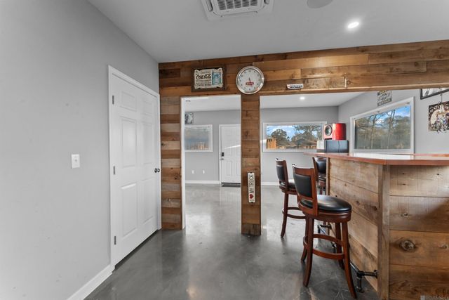 31204 Dunn Rd, Denham Springs, LA 70726