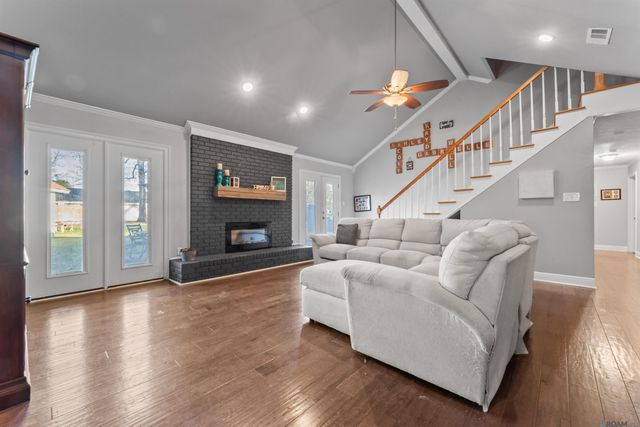 31204 Dunn Rd, Denham Springs, LA 70726