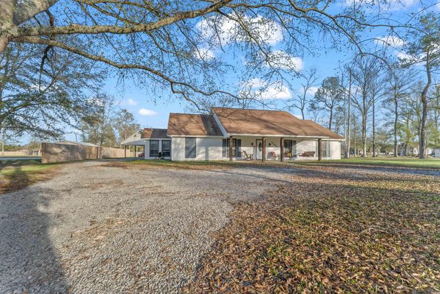 31204 Dunn Rd, Denham Springs, LA 70726