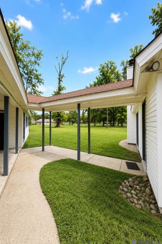 31204 Dunn Rd, Denham Springs, LA 70726