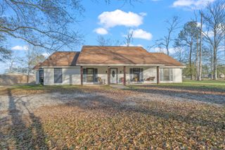 31204 Dunn Rd, Denham Springs, LA 70726