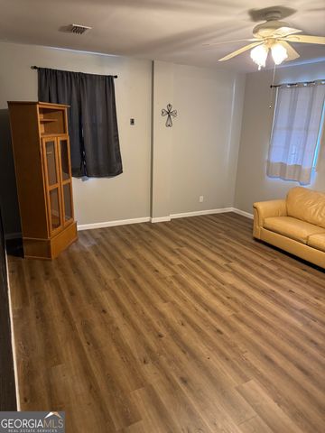 909 Clarks Bluff Road, Kingsland, GA 31548