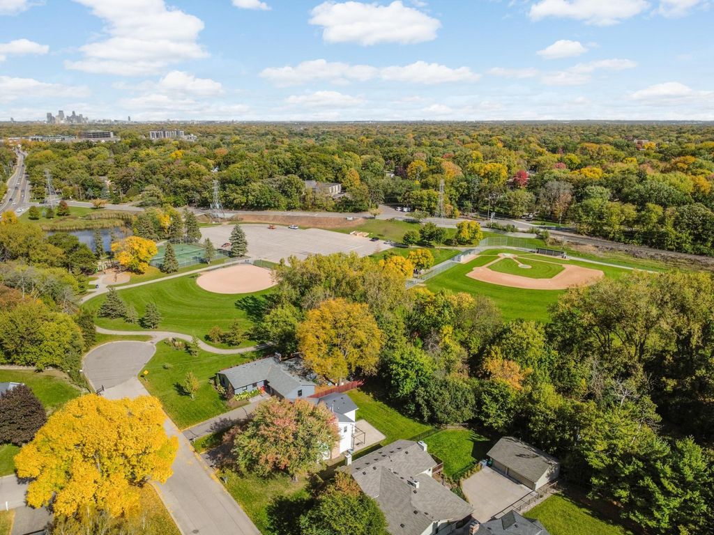 5505 Warden Avenue, Edina, MN 55436 — photo 3
