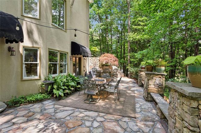 1600 Savannah Court SE, Smyrna, GA 30080