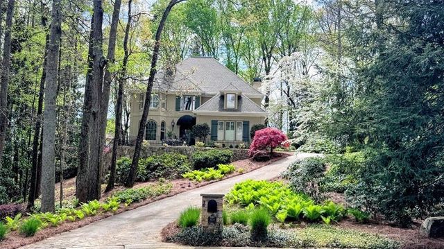1600 Savannah Court SE, Smyrna, GA 30080