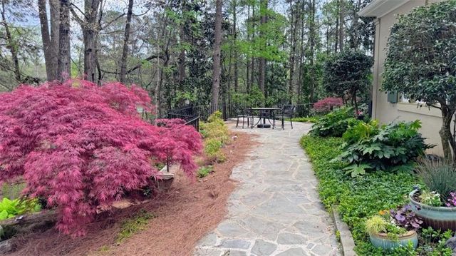 1600 Savannah Court SE, Smyrna, GA 30080