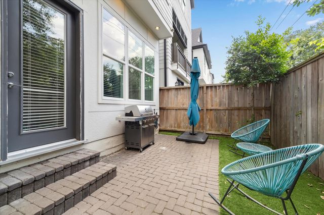 3410 Timbergrove Heights Street, Houston, TX 77008