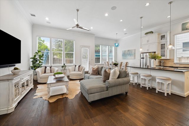 3410 Timbergrove Heights Street, Houston, TX 77008