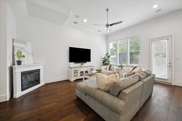 3410 Timbergrove Heights Street, Houston, TX 77008