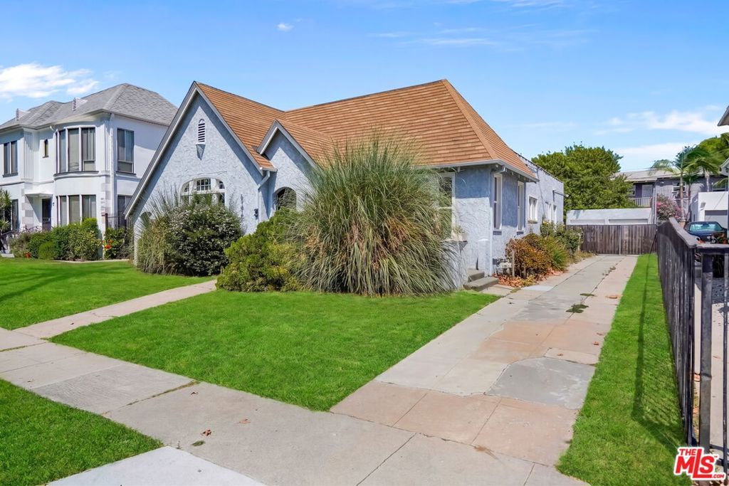 5101 W 21st Street, Los Angeles, CA 90016 — photo 2