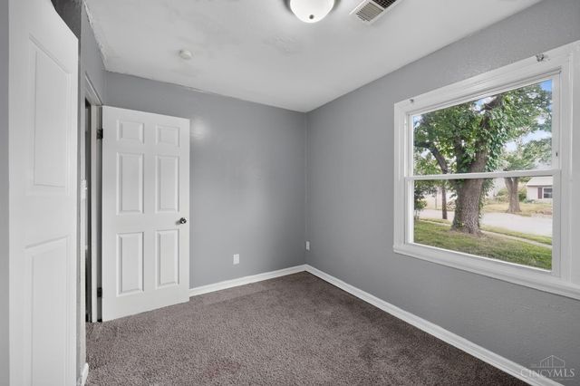 3540 Alamosa Drive, Cincinnati, OH 45251